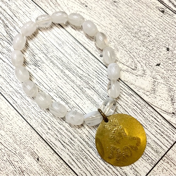 Be The Light Charm Bracelet - Picture 7 of 10